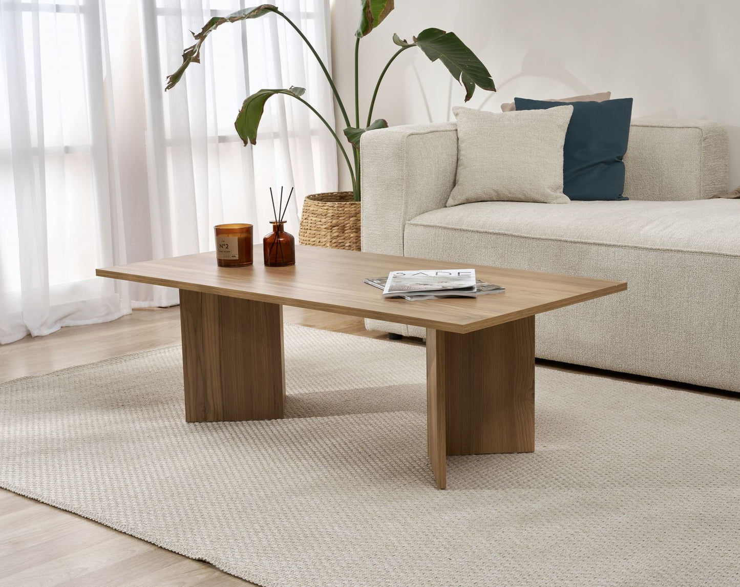 Asymmetric Table - LOG-8096