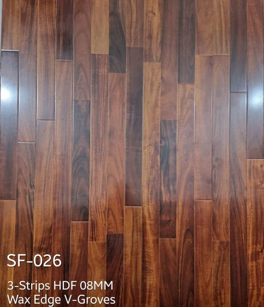 Laminated 3-Strips Floor