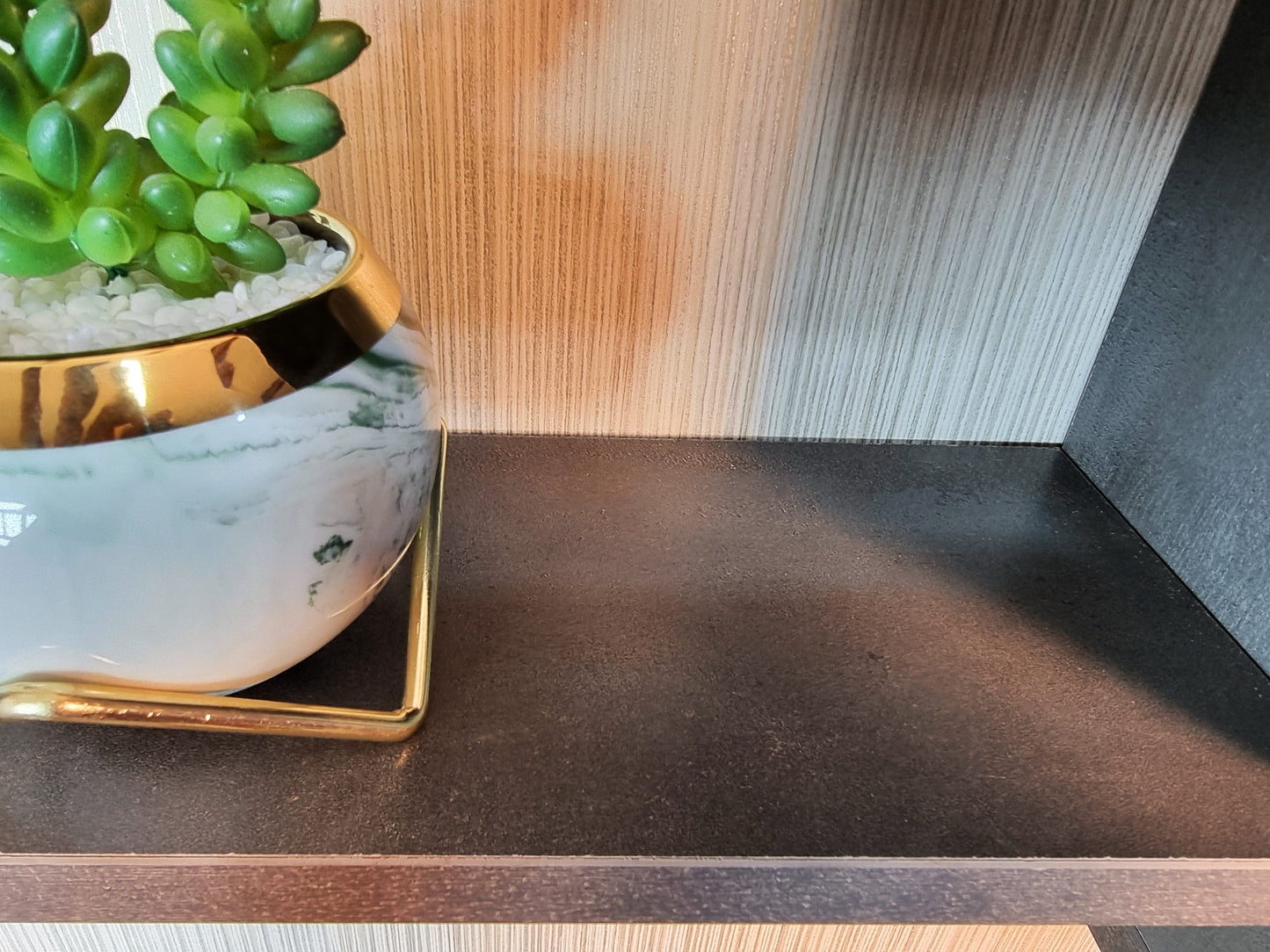 Modern Wall Shelve, P-7026