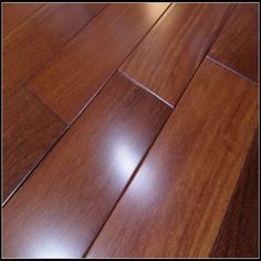 Laminated 3-Strips Floor